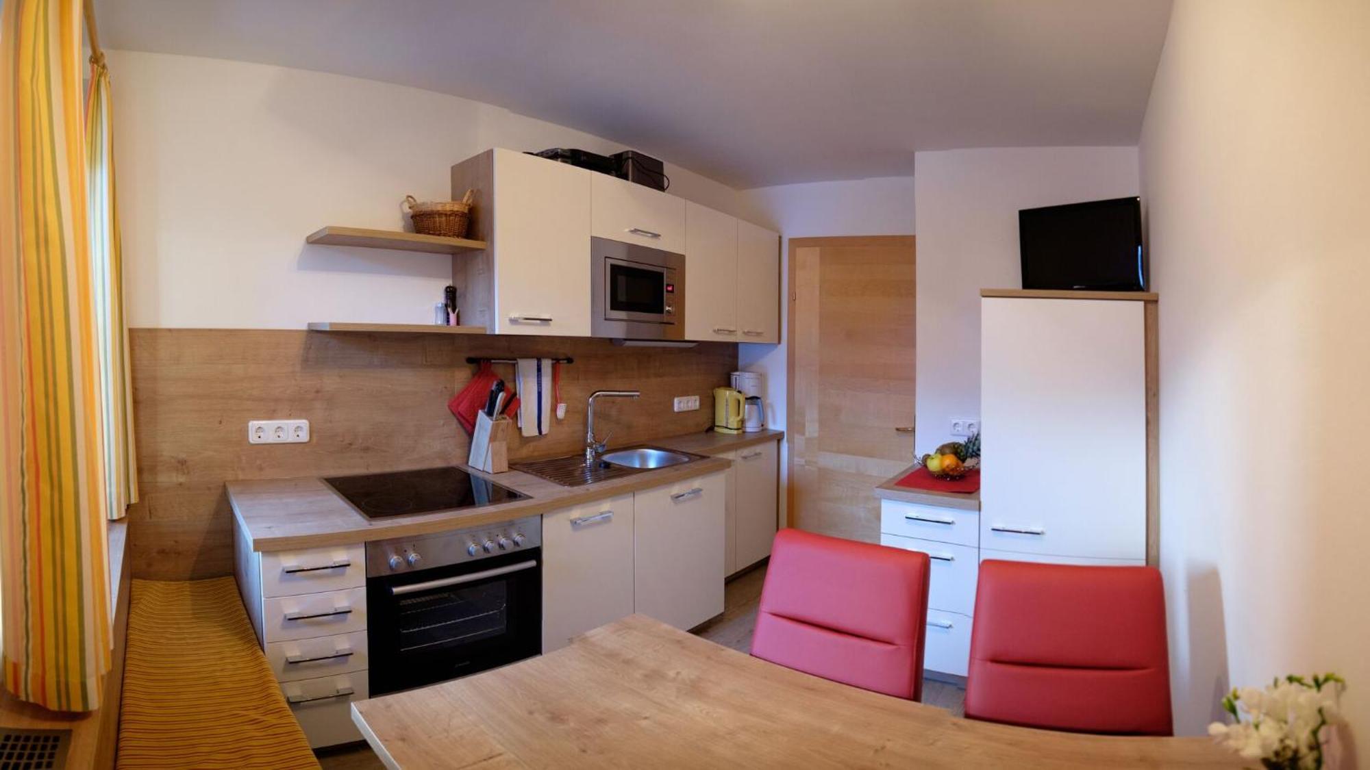 Ferienwohnung Schoenauer Haus im Ennstal Ngoại thất bức ảnh